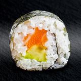 Футомаки Сьомга и авокадо (6 бр. / 150г)