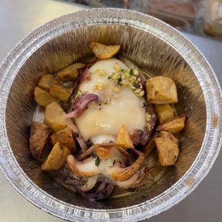 Sepia a la plancha con guarnición 