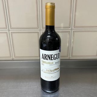 Tinto Rioja de la casa