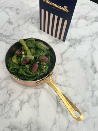 Scarola pinoli e olive