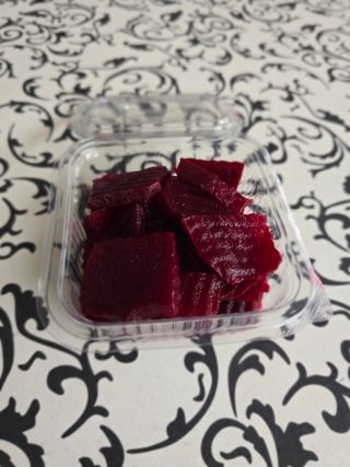 Salata de sfecla rosie cu hrean