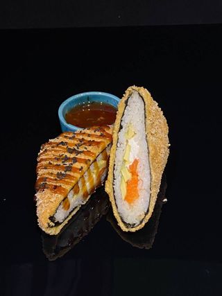 Суші сендвіч злососем