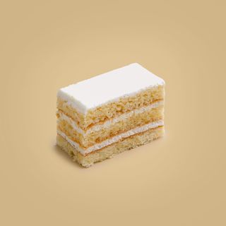 Пирожное Молочная девочка 