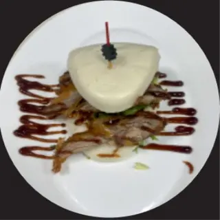 18 Pan Bao De Pato Y Lechuga Salsa Teriyaki