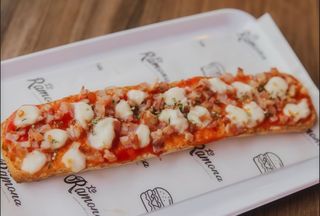 58. Pizza pollo y bbq