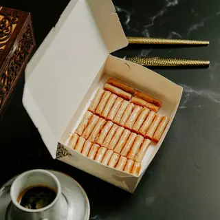 Boîte suwarieh 36 pièces de doigts aux noix de cajou