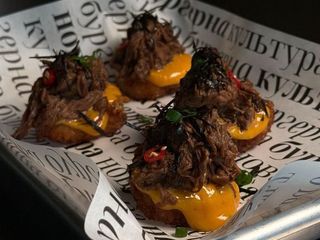 Крокети зі рваним м'ясом