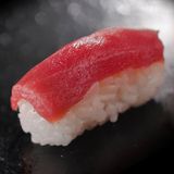 Нигири Магуро с риба тон (80г)