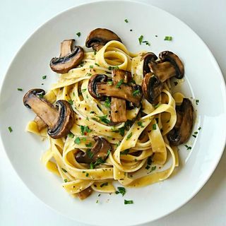Fettuccine con funghi porcini