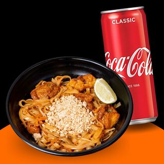 PAD THAI VEG EXPERIENCE