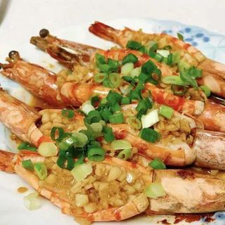 S38 Gamberi con aglio macinato