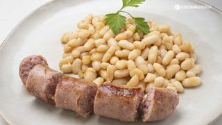 Judias blancas con butifarra criolla (350 gr.)