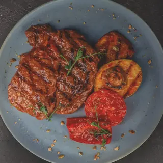 Стейк Рибай с овощами гриль (380 гр.)