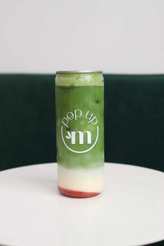 Матча лате с ягодово пюре