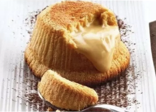 Soufflè al cioccolato bianco
