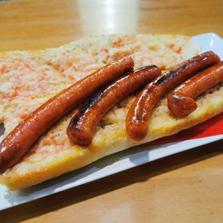 Bocadillo De Tortilla De Chistorra