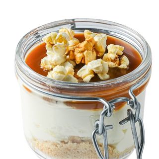 Cheesecake cu caramel sărată (150 g)