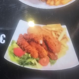 Zinger con ensalada y papas