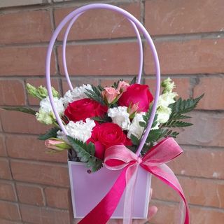 Petit panier de fleurs mélanges