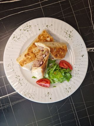 Tortilla sa tunjevinom i pasuljem posno