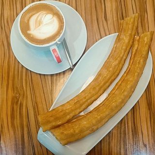 Café Con De Ración De Porras