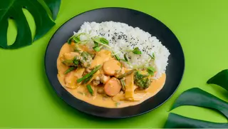 Czerwone curry z kurczakiem