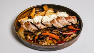 Svinjski file na kajmaku