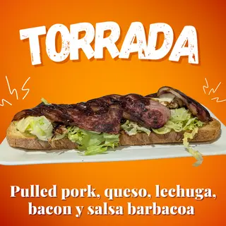 8. Pulled Pork, queso, lechuga, bacon y salsa barbacoa