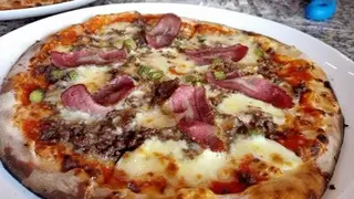 Pizza Carnivore
