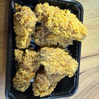 18.пържени пилешки крилца(бр)