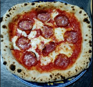 Pizza Salame