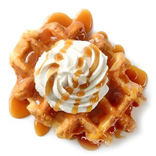 Gofre con sirope de caramelo y nata