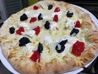 Pizza caviar 30 cm