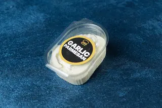 Parmesan garlic sos