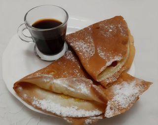 Petit Déjeuner Crêpe Confiture Fraise