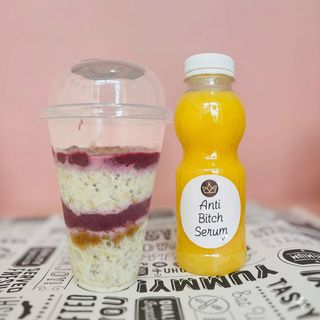 PB&J overnight oats + Imuno juice