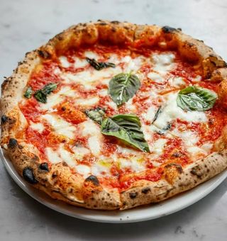Pizza Margherita Ø 32cm