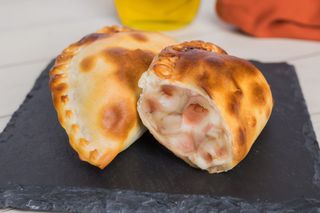 Empanada De Bacon Y Queso (1 Ud.)