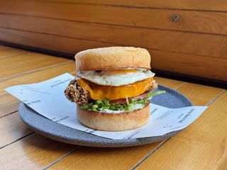 Мафін з курячим стегном панко (390g)