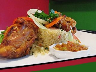 Poulet Sauté ( 1/2 Poulet ) + Attiéké