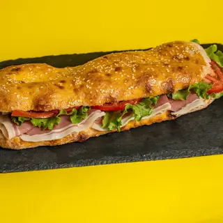 Sendvič sa pršutom 445gr
