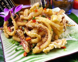 Calamari in sale e pepe椒盐鱿鱼