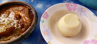 1 Boule de kabato + Sauce graine-Kôpê