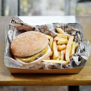 Hamburguesa De Carne Y Queso