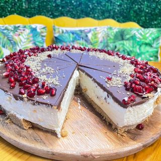 Кето торта с фъстъчено масло без захар