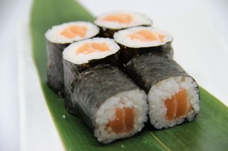 021 Hosomaki salmone - 6 pezzi
