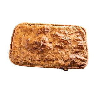 Empanada De Bacalao Con Pasas (30x22 Cm.)