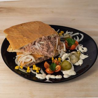 Big sendvič s tunom