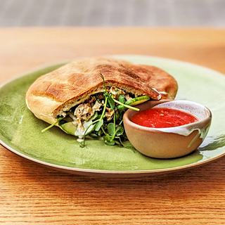 Піта з курчам