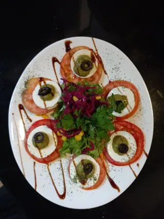 Salada  Caprese